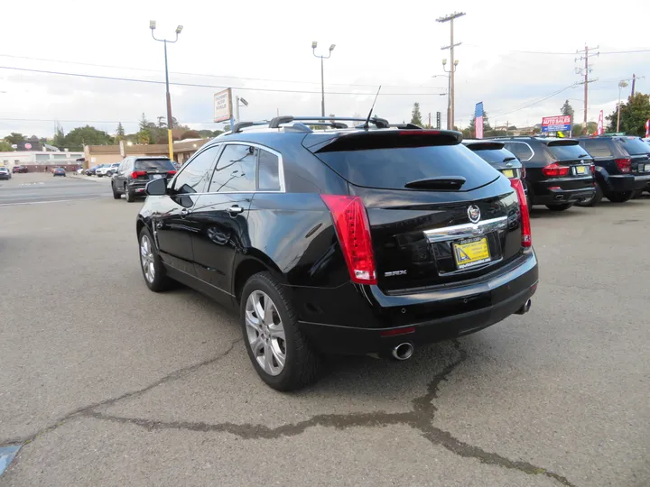 BLACK, 2010 CADILLAC SRX Image 7