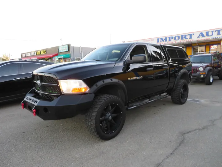 CHARCOAL, 2012 RAM 1500 QUAD CAB Image 3