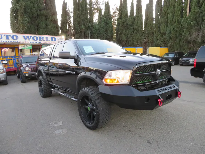 CHARCOAL, 2012 RAM 1500 QUAD CAB Image 4