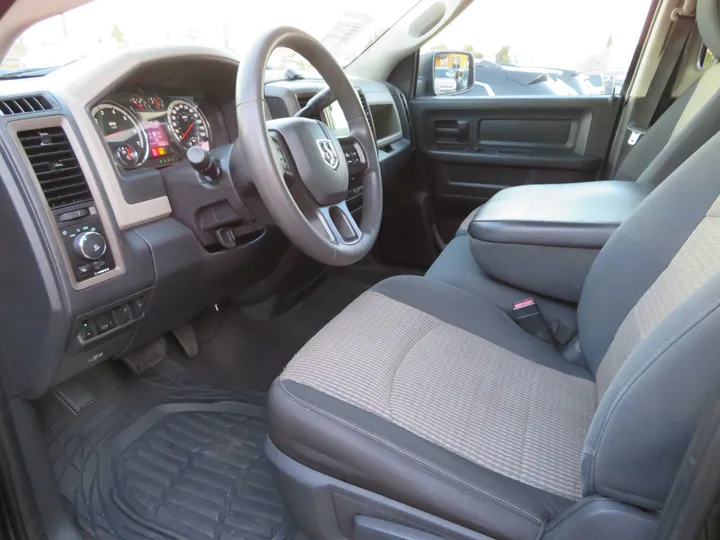 CHARCOAL, 2012 RAM 1500 QUAD CAB Image 11