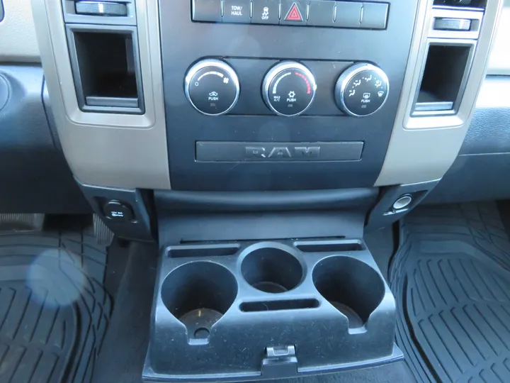 CHARCOAL, 2012 RAM 1500 QUAD CAB Image 33