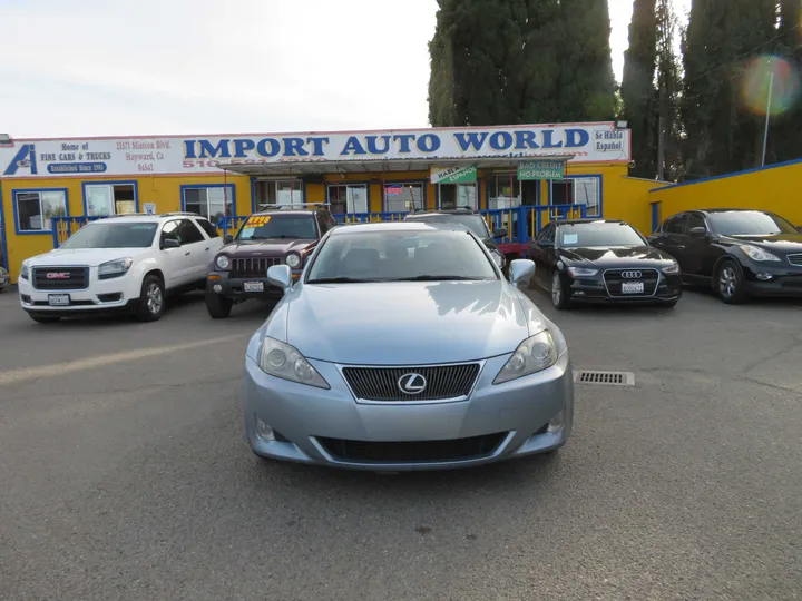 BLUE, 2006 LEXUS IS Image 2