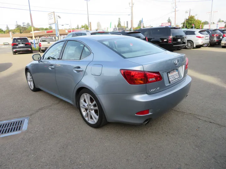 BLUE, 2006 LEXUS IS Image 7