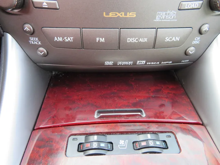 BLUE, 2006 LEXUS IS Image 28