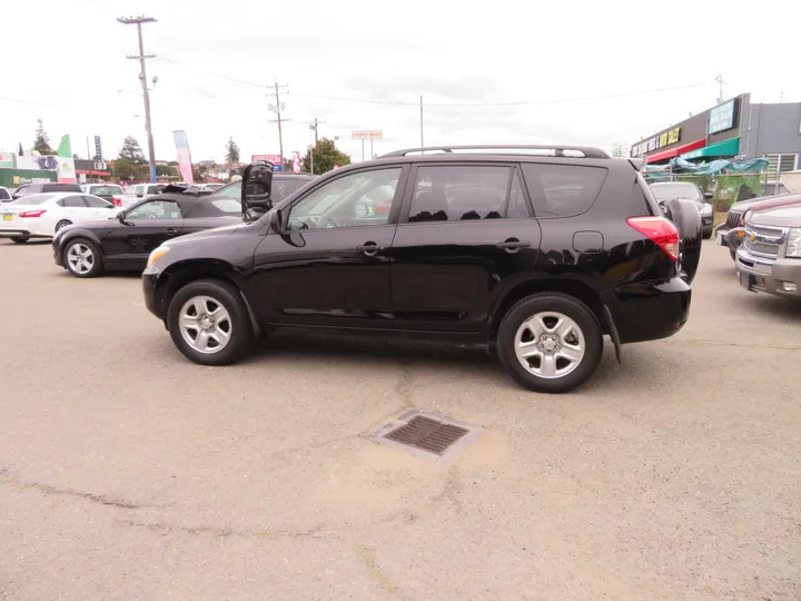 BLACK, 2008 TOYOTA RAV4 Image 9