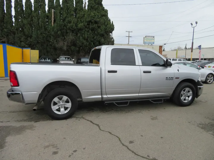 SILVER, 2017 RAM 1500 CREW CAB 4X4 Image 4