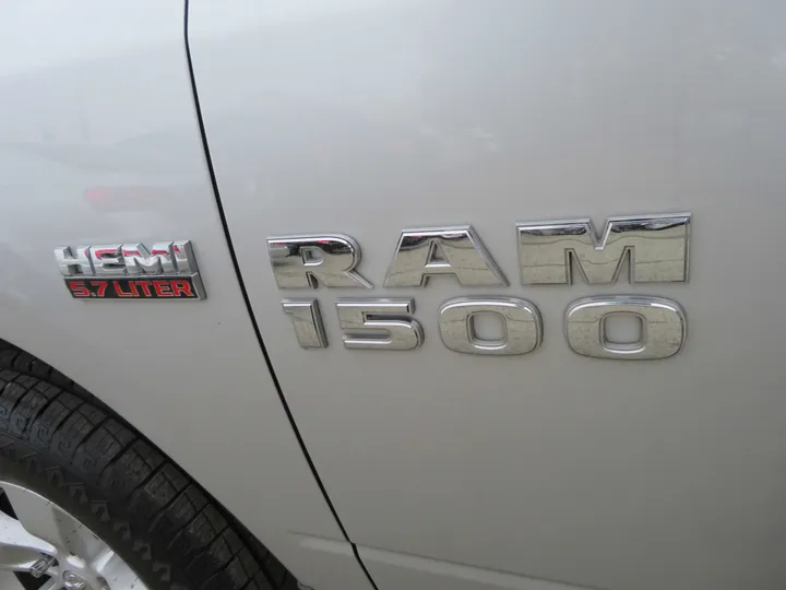 SILVER, 2017 RAM 1500 CREW CAB 4X4 Image 39