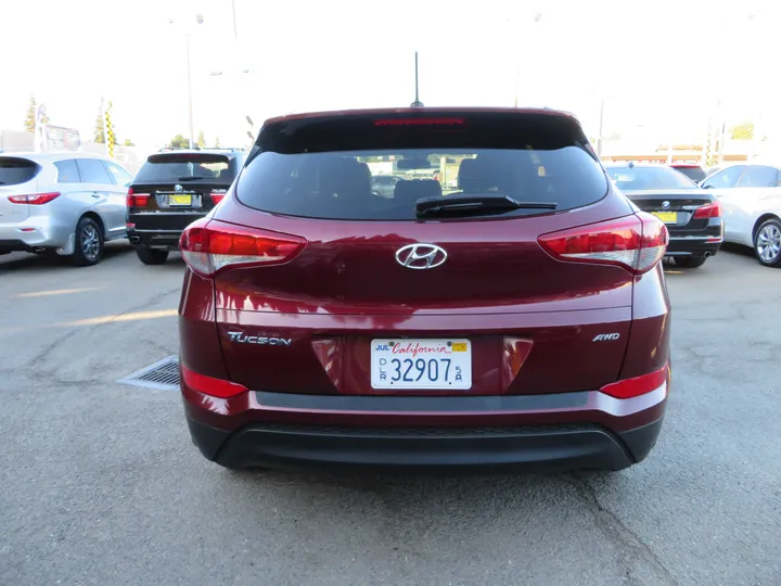 MAROON, 2016 HYUNDAI TUCSON Image 6