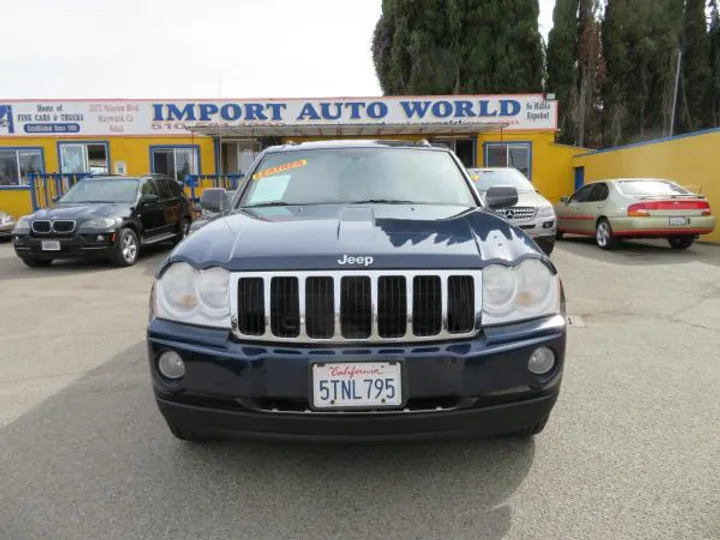 MIDNIGHT BLUE, 2006 JEEP GRAND CHEROKEE Image 2