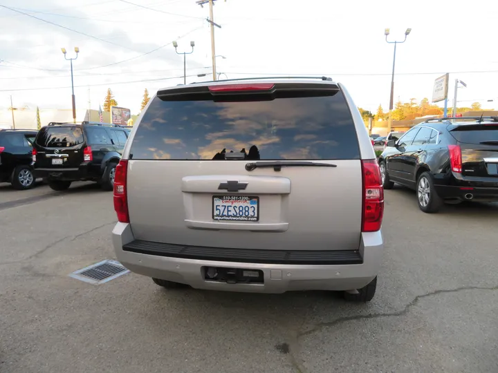 GOLD, 2007 CHEVROLET TAHOE Image 6