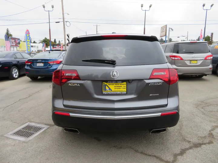 GRAY, 2011 ACURA MDX Image 6