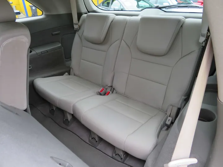 GRAY, 2011 ACURA MDX Image 11