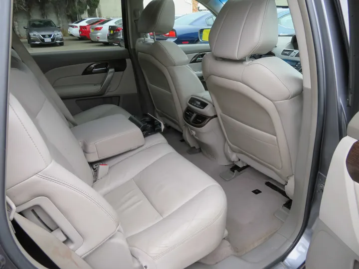 GRAY, 2011 ACURA MDX Image 14