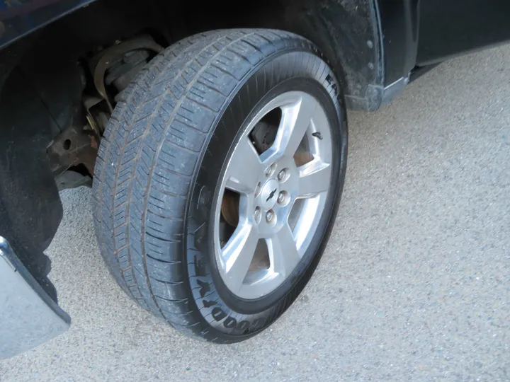 BLACK, 2014 CHEVROLET SILVERADO 1500 CREW CAB Image 40