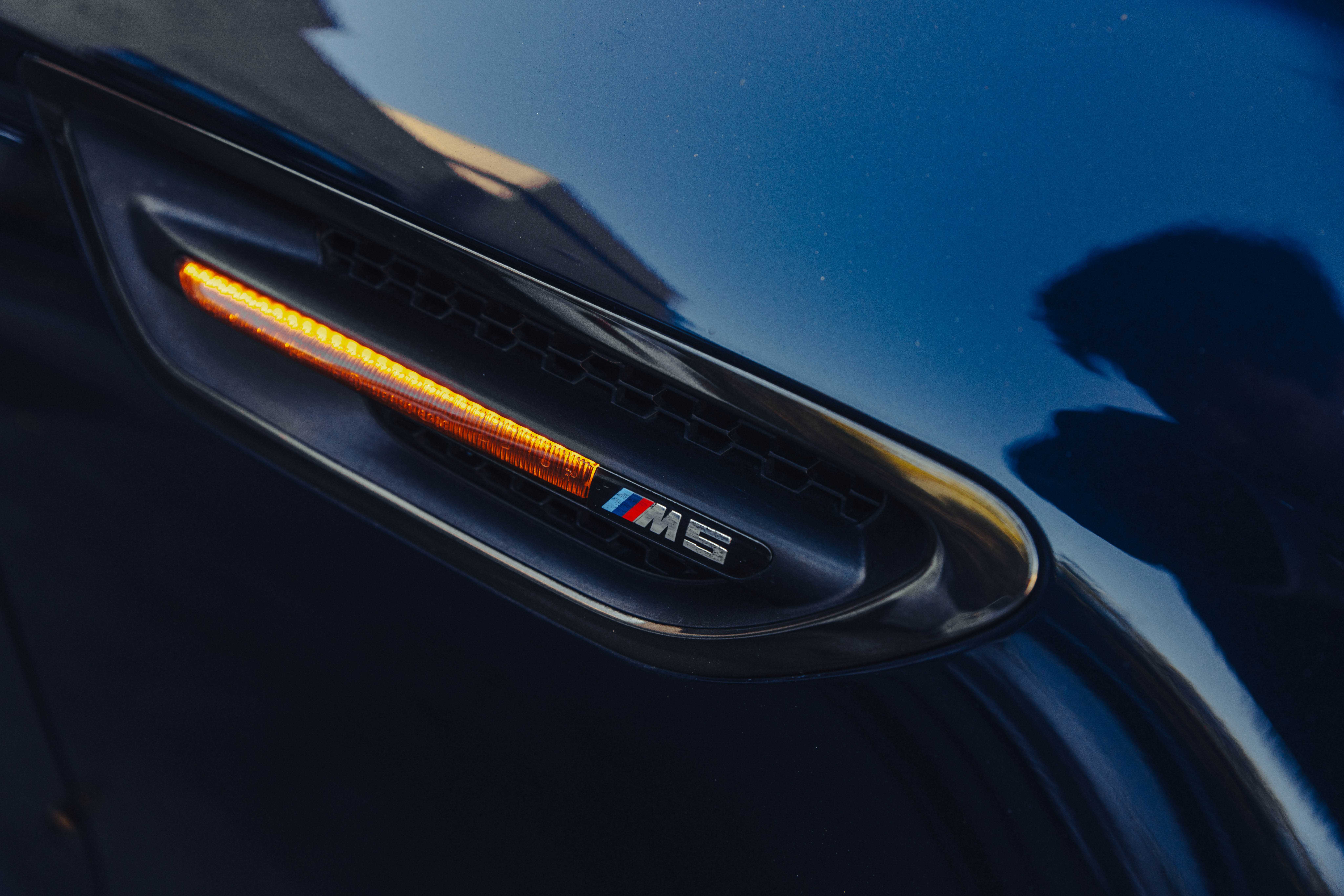 2016 BMW M5 Image 19