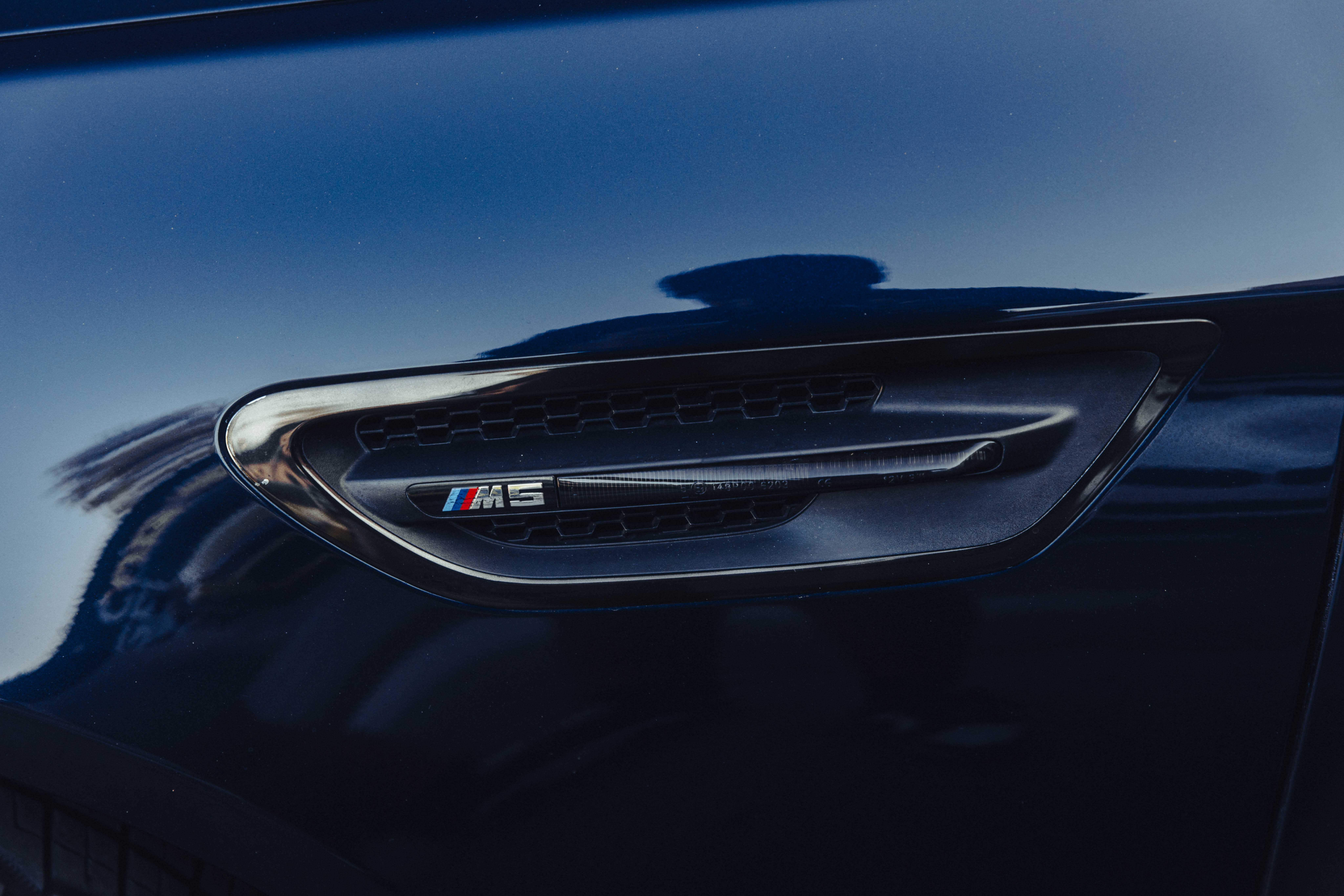2016 BMW M5 Image 33