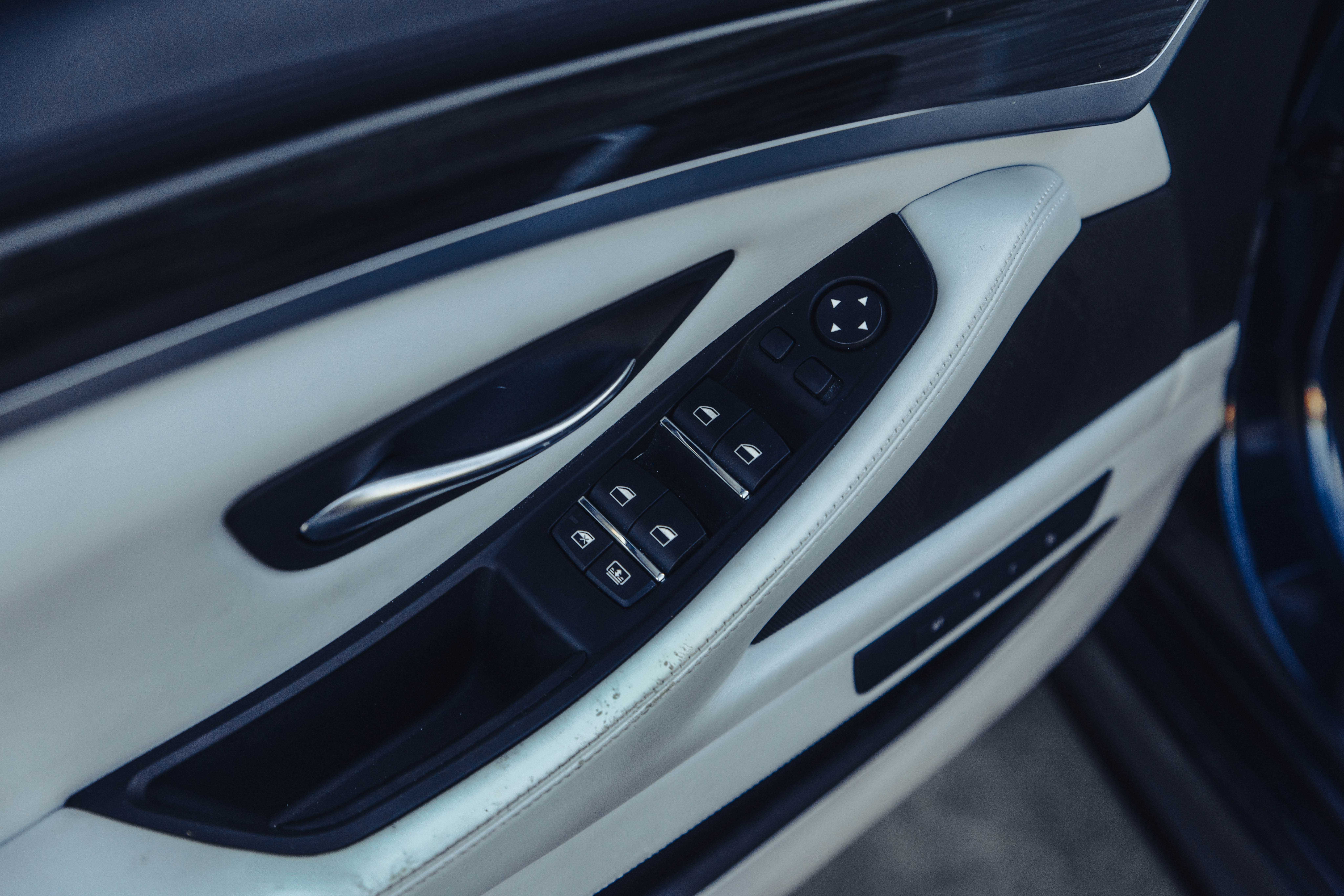 2016 BMW M5 Image 50