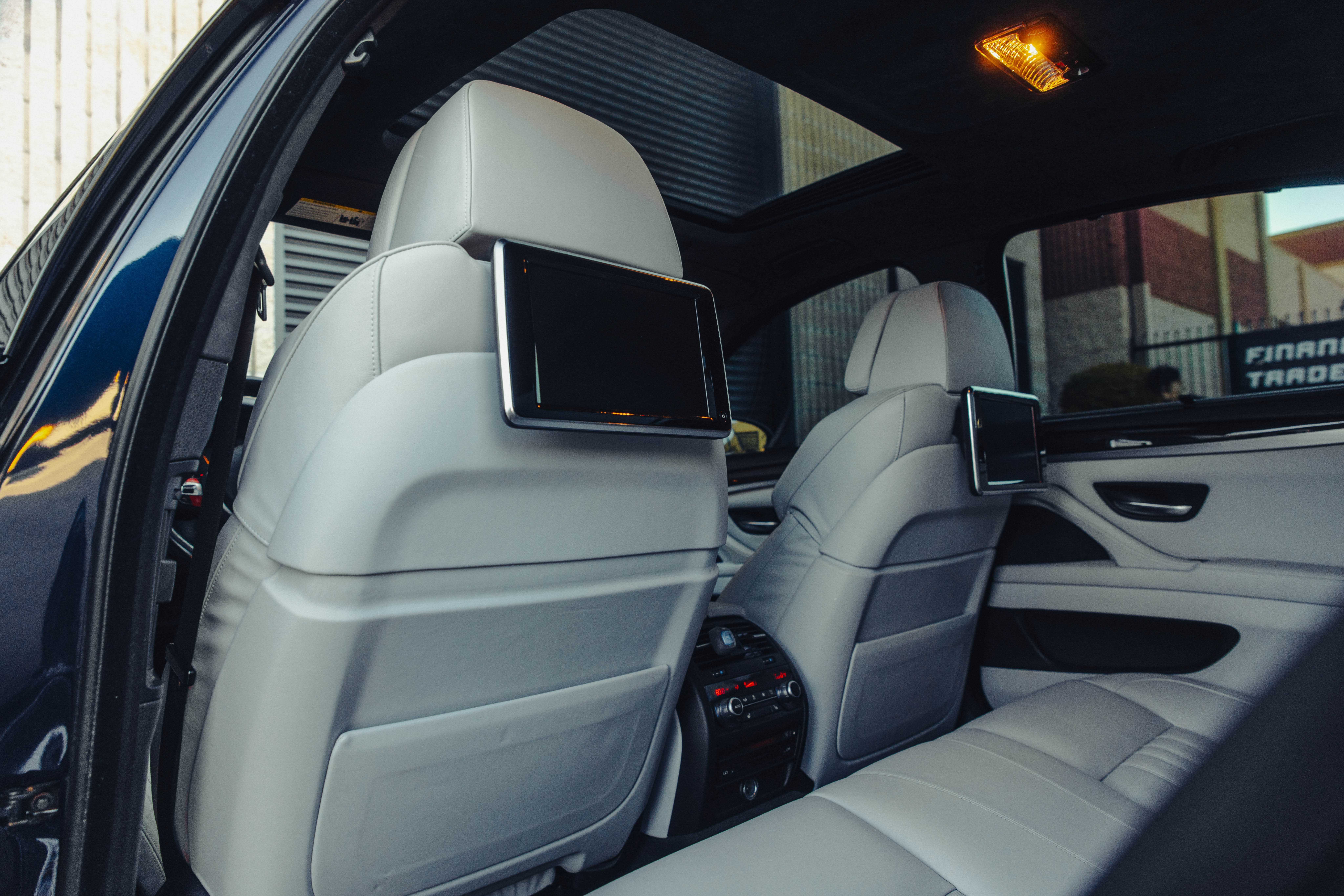 2016 BMW M5 Image 89