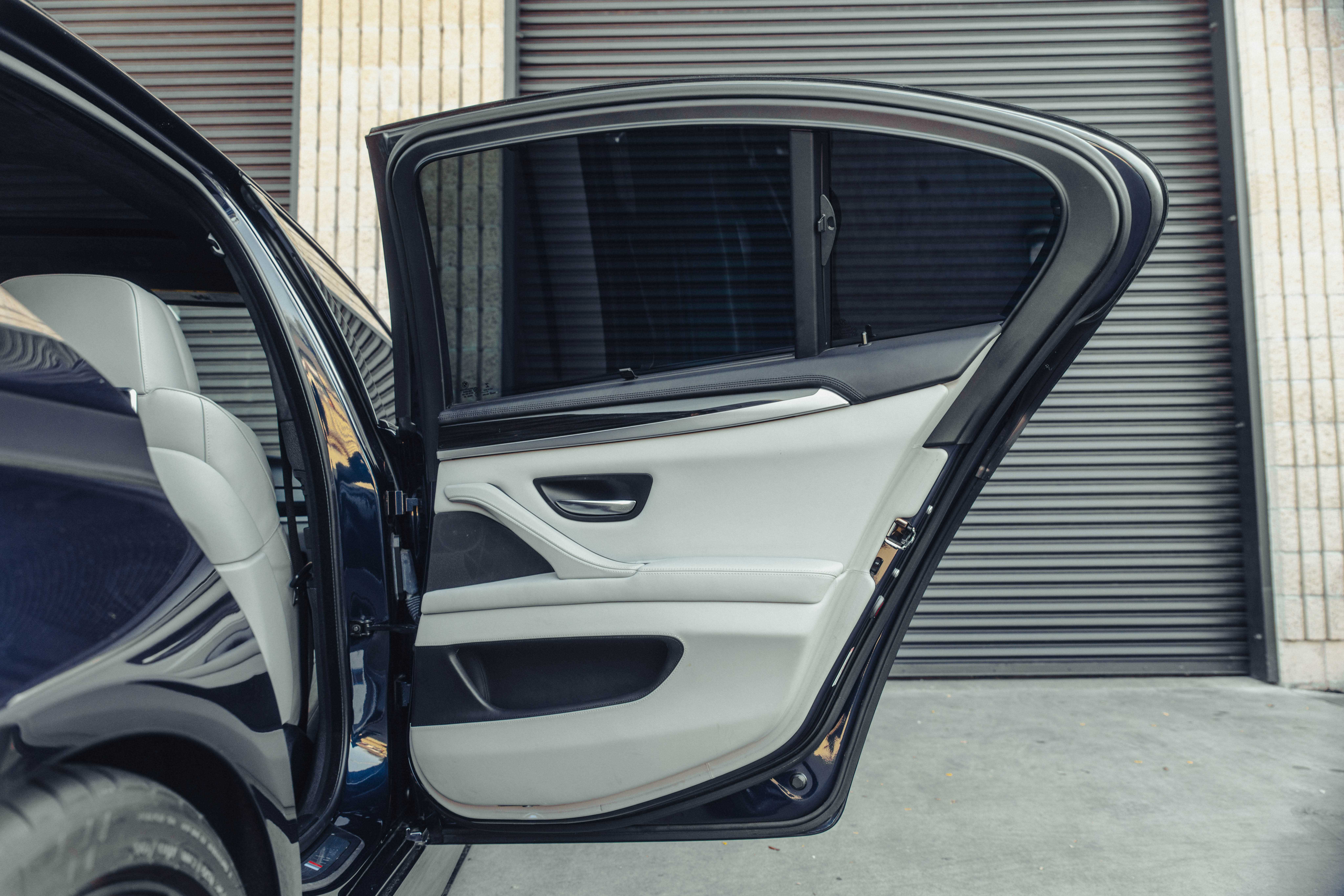 2016 BMW M5 Image 95