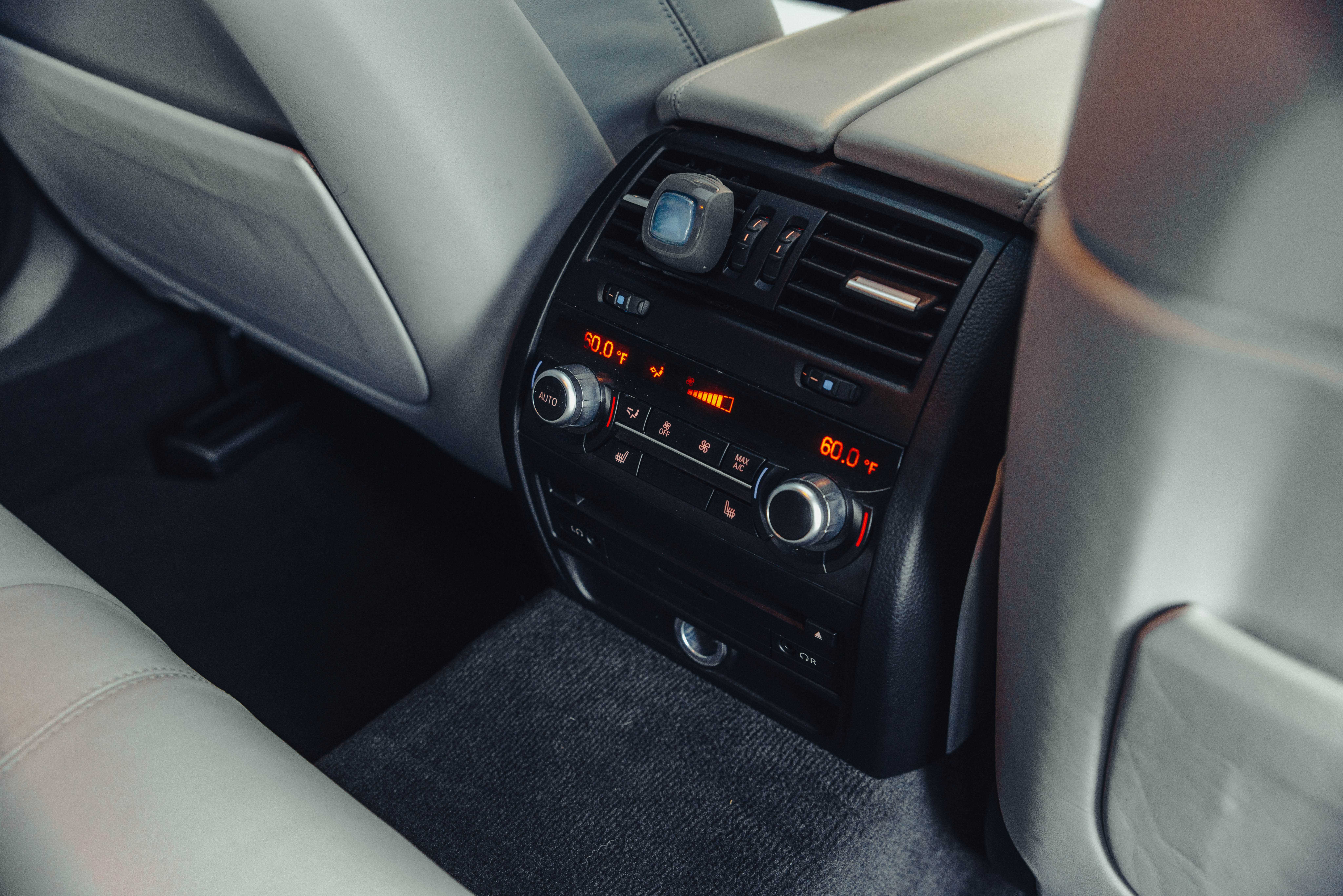 2016 BMW M5 Image 97