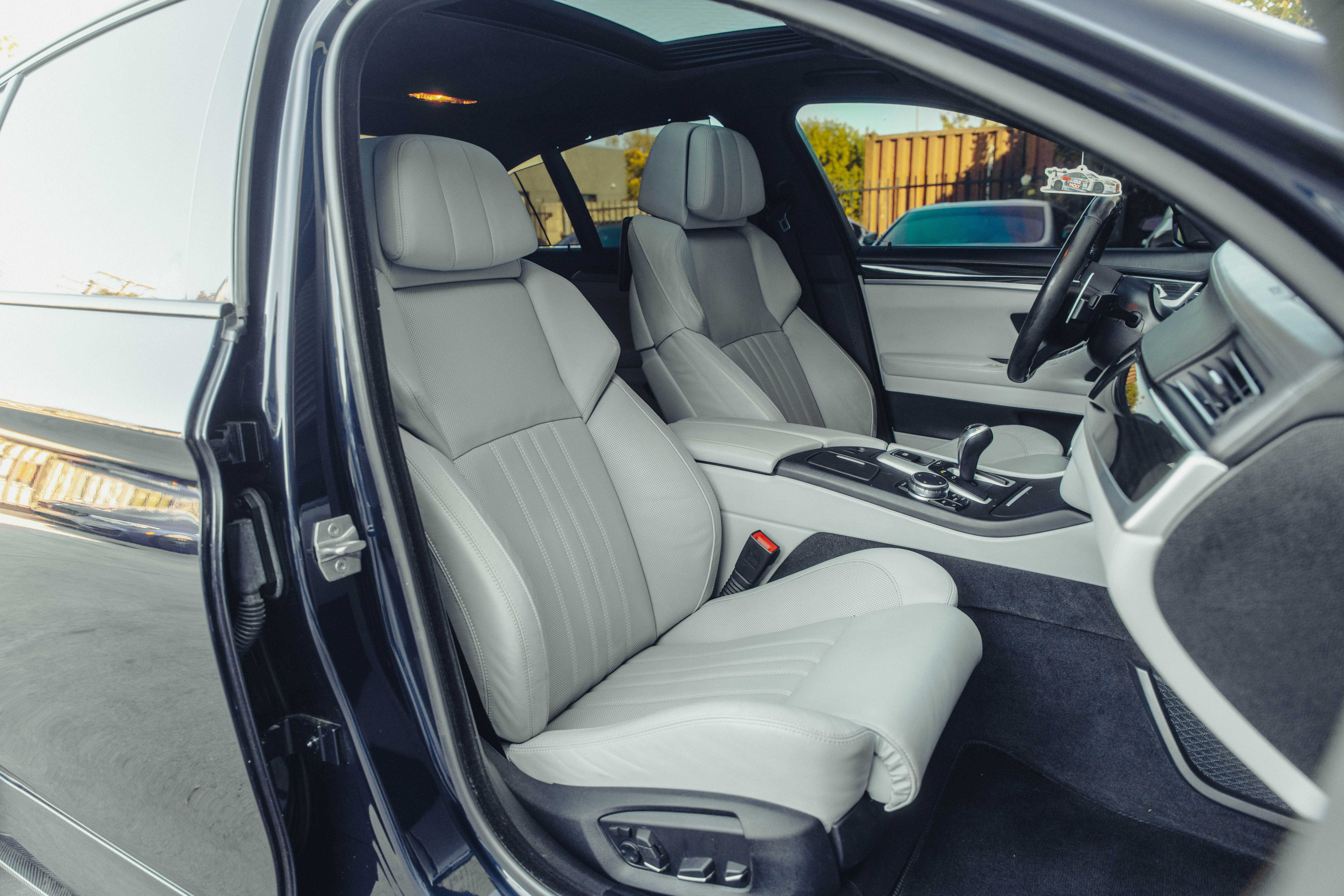 2016 BMW M5 Image 107