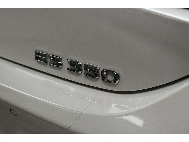 WHITE, 2019 LEXUS ES 350 Image 20