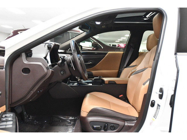 WHITE, 2019 LEXUS ES 350 Image 24