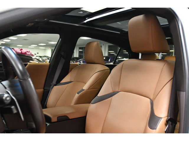 WHITE, 2019 LEXUS ES 350 Image 36