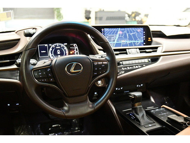 WHITE, 2019 LEXUS ES 350 Image 40
