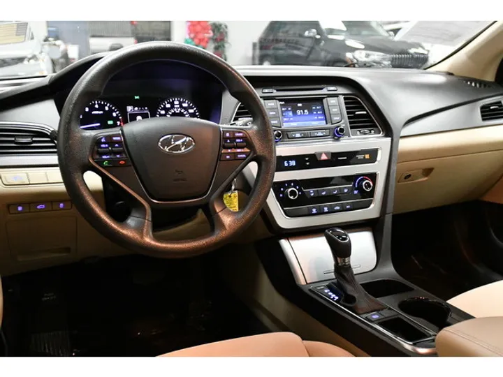 BLACK, 2015 HYUNDAI SONATA Image 28