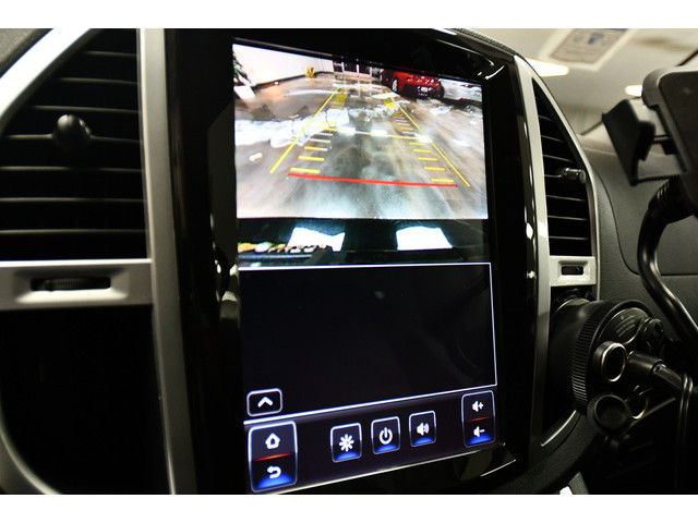 BLACK, 2017 MERCEDES-BENZ MINI-VAN Image 30