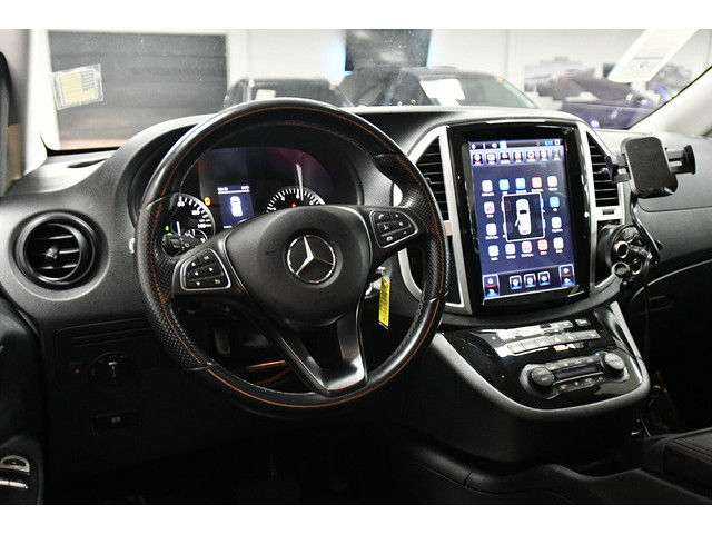BLACK, 2017 MERCEDES-BENZ MINI-VAN Image 43