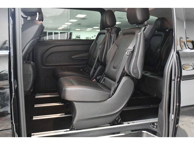 BLACK, 2017 MERCEDES-BENZ MINI-VAN Image 44