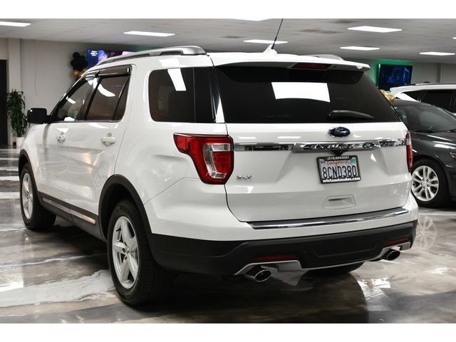 WHITE, 2018 FORD EXPLORER Image 6