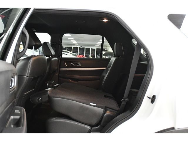 WHITE, 2018 FORD EXPLORER Image 41