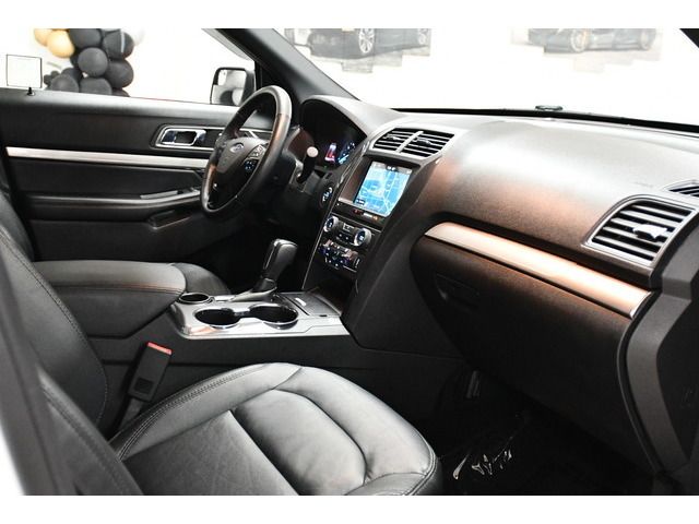 WHITE, 2018 FORD EXPLORER Image 57