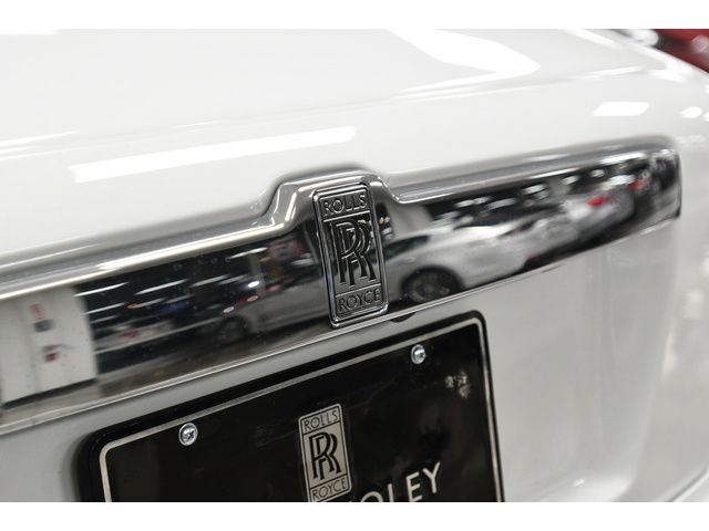 WHITE, 2020 ROLLS-ROYCE GHOST SERIES II Image 14
