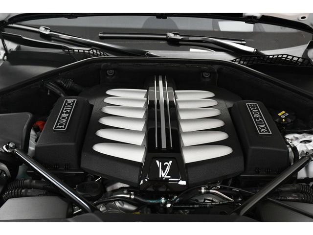 WHITE, 2020 ROLLS-ROYCE GHOST SERIES II Image 35