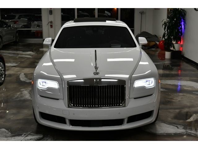 WHITE, 2020 ROLLS-ROYCE GHOST SERIES II Image 104