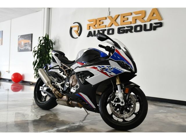 WHITE, 2021 BMW S1000RR Image 2