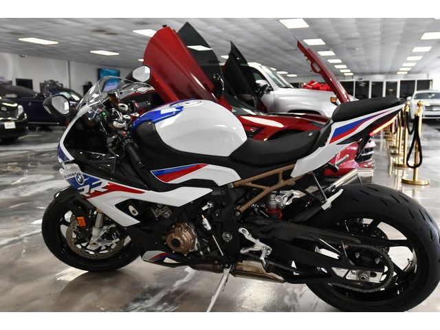 WHITE, 2021 BMW S1000RR Image 25