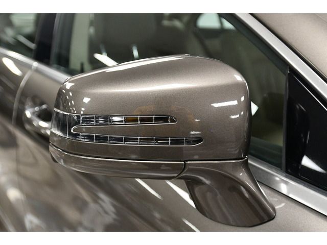 BROWN, 2012 MERCEDES-BENZ CLS-CLASS Image 13