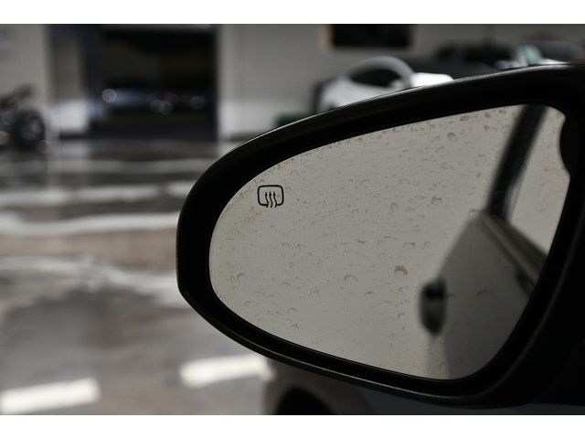 GRAY, 2016 TOYOTA COROLLA Image 15