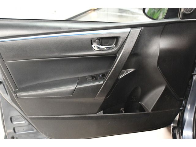 GRAY, 2016 TOYOTA COROLLA Image 44