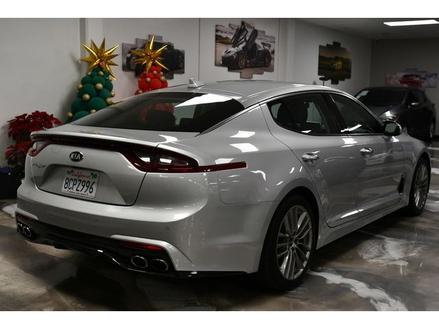 SILVER, 2018 KIA STINGER Image 4