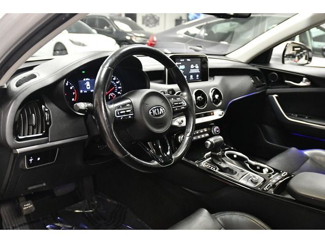 SILVER, 2018 KIA STINGER Image 39