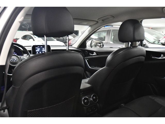 SILVER, 2018 KIA STINGER Image 49