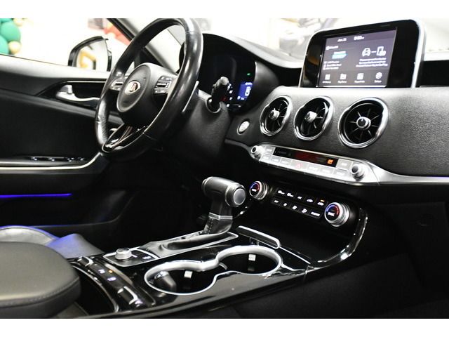 SILVER, 2018 KIA STINGER Image 60