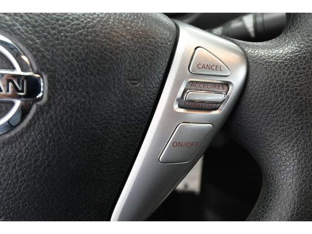 GRAY, 2018 NISSAN VERSA Image 29