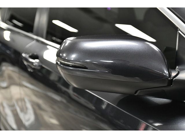 GRAY, 2018 HONDA CR-V Image 14